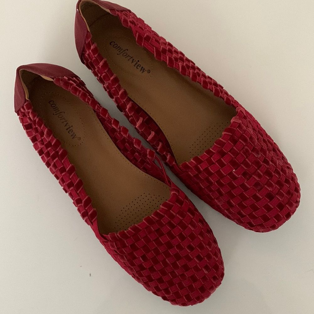 Comfortview Crimson Woven Loafers